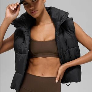 Alo Gold Rush Puffer Vest, Black, Large